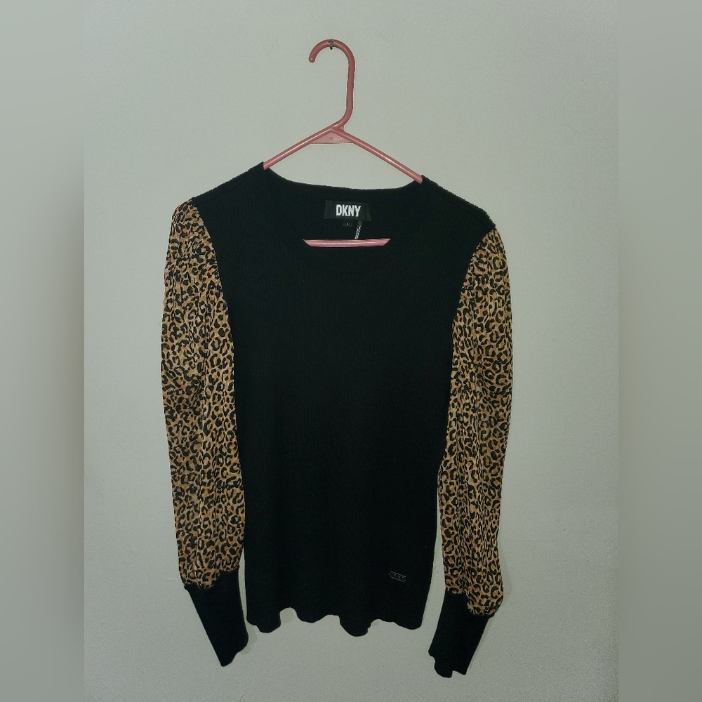 Women's Black, Ribbed Blouse With Cheetah Sleeves